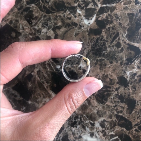 David Yurman 18k Gold X Crossover Ring - Picture 5 of 6